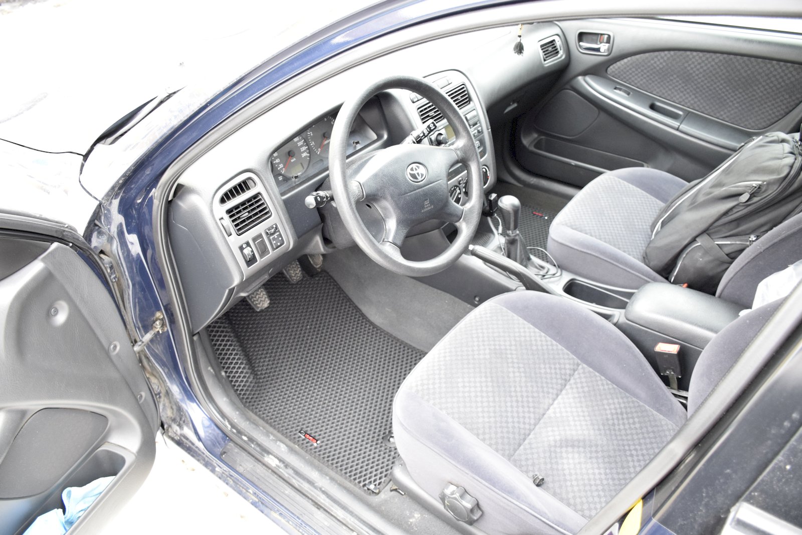 EVA автоковрики для Toyota Avensis I 1997 - 2003 — _DSC0001 resized